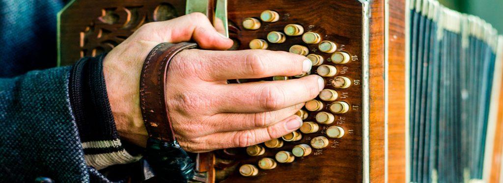 Get to know Florida street in Buenos Aires