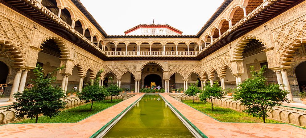 How is the Real Alcazar of Seville