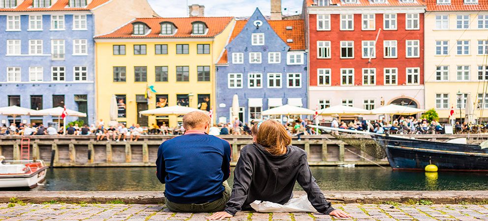 Stroll through Nyhavn