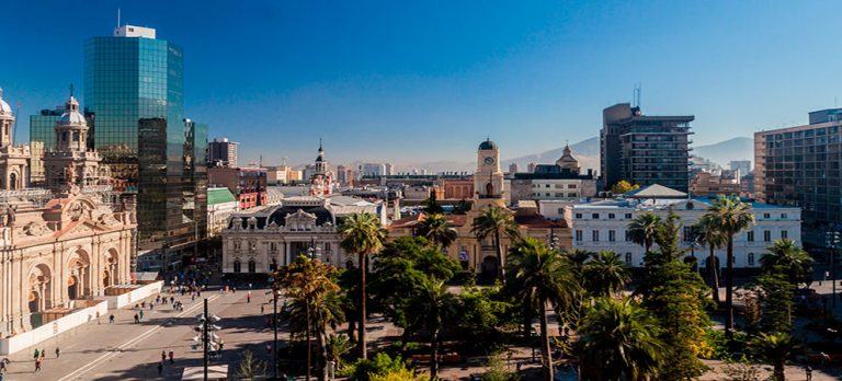 The Plaza de Armas in Santiago de Chile, what is it like?