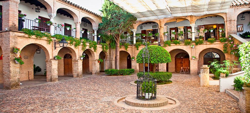 Walking routes in Seville